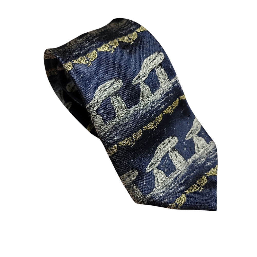Patrick Francis NWOT Mens Poulnabrone dolmen‎ Silk 61in Long Tie Designer Art